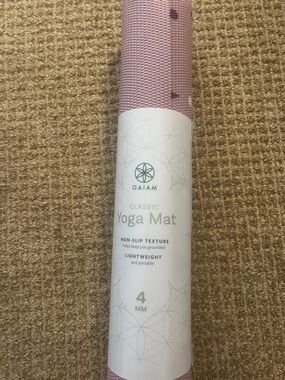 GAIAM Pink Classic Yoga Mat - Textured Surface